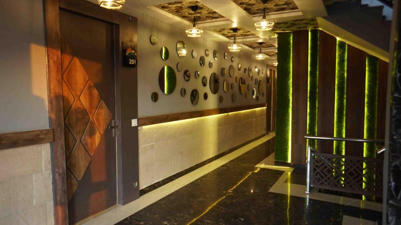 Hotel Soluxe Yamunānagar 외부 사진